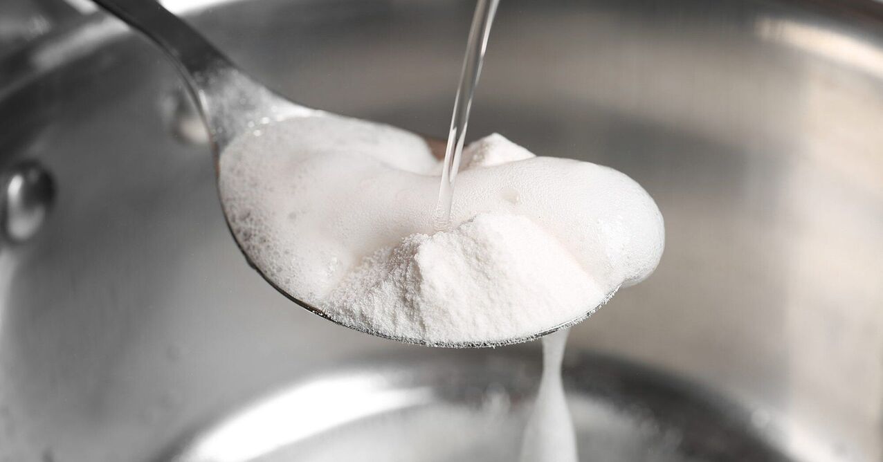 Bains de bicarbonate de soude pour l'agrandissement du pénis